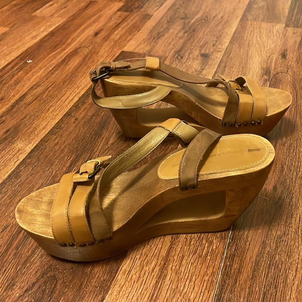 Schuler & Sons Philadelphia Wood Platform Leather Sandals
